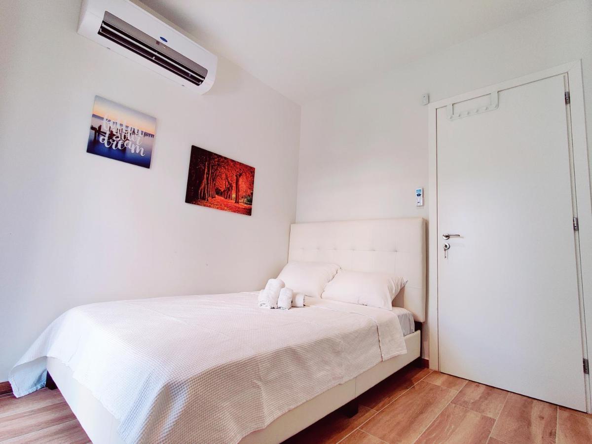 Wsd Luxury Bright 2Bd Apt With Sea View Balcony Athén Kültér fotó